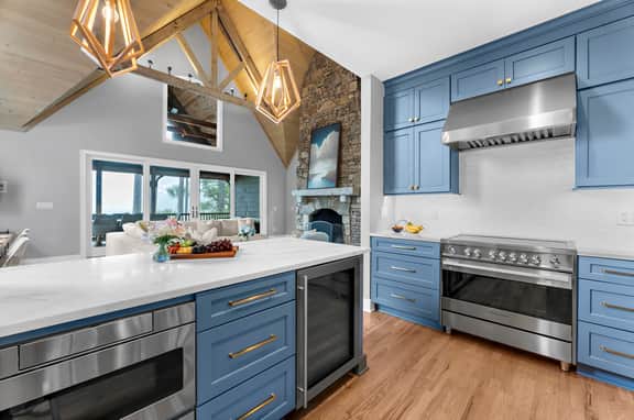 Stunning river view home in Marsh Cottage - Image 4