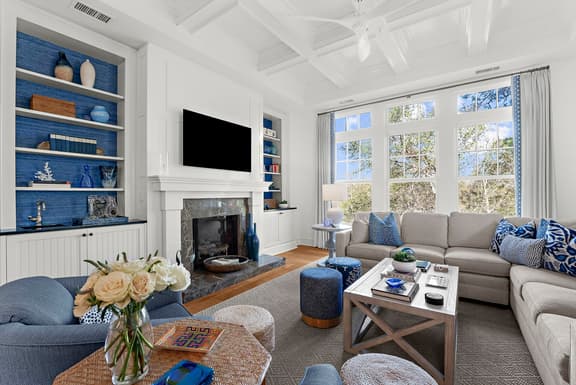 Penthouse in popular, centrally located new construction neighborhood