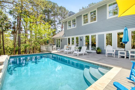 Lovely and spacious, renovated with a private pool