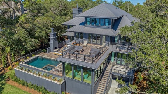 Ocean, golf and lagoon views, complete renovation luxury home