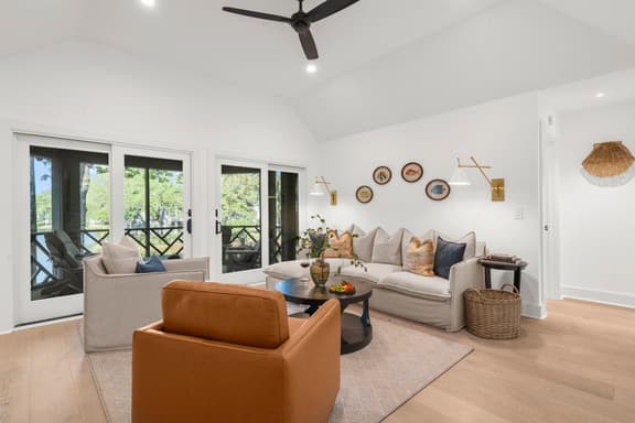 Stunning remodeled Turtle Cove
