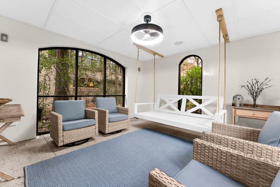 Charming, spacious cottage in popular Cypress Point