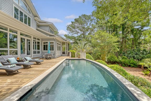 Picturesque Osprey Point views, private pool