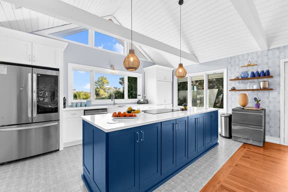 Easy beach access and coveted Seabrook amenities - Image 1