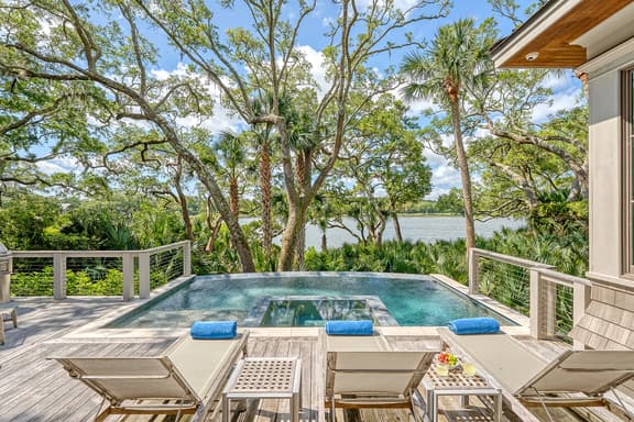 Immaculate new Rhett's Bluff property - Image 1