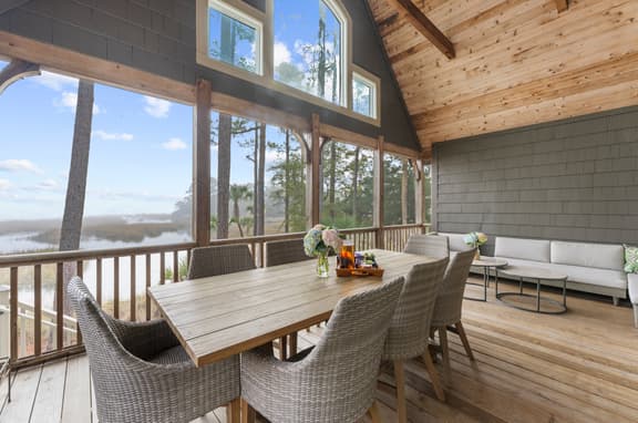 Stunning river view home in Marsh Cottage - Image 1